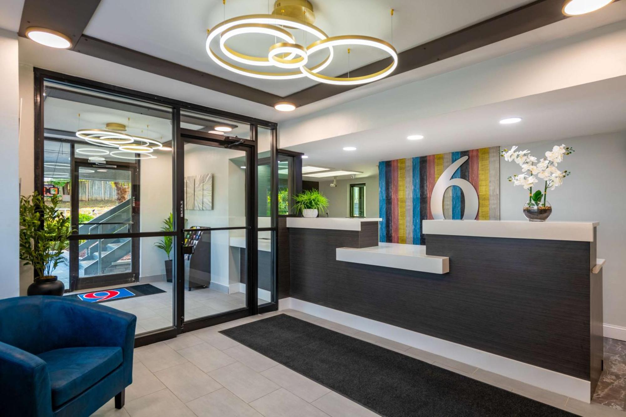 Motel 6-Charlotte, Nc - Coliseum מראה חיצוני תמונה